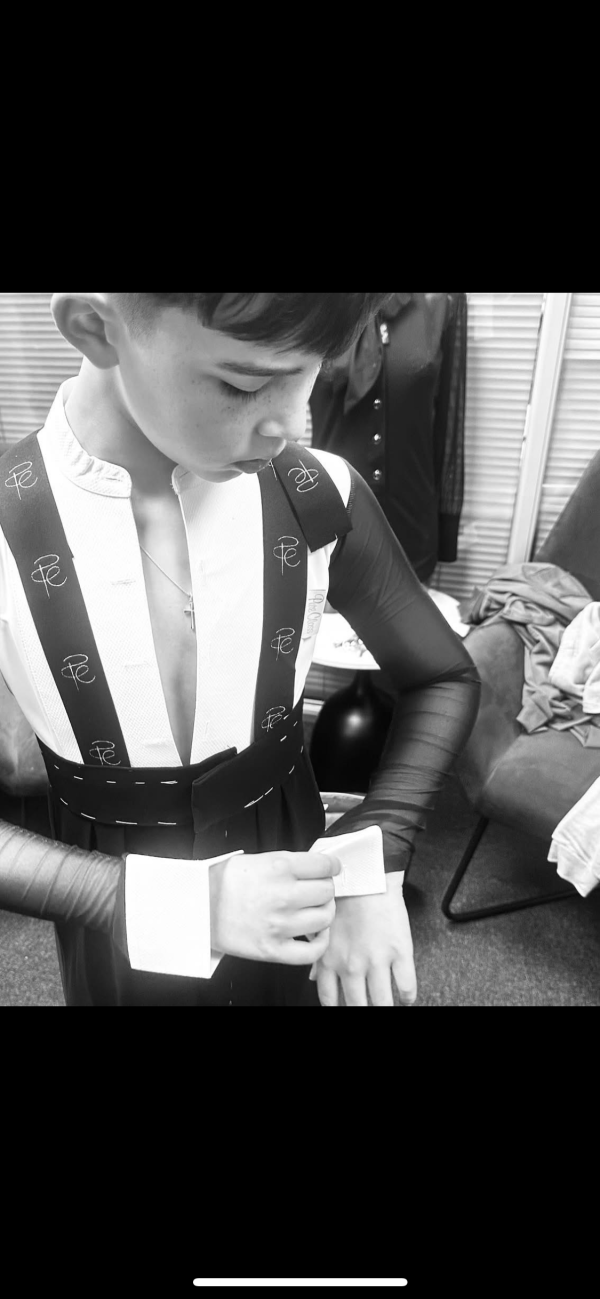 Tailsuit's - Image 8